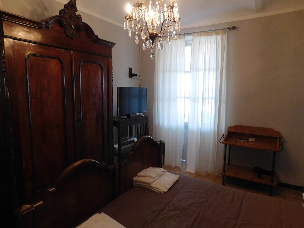 Il Duca Bianco Hotel Calosso ภายนอก รูปภาพ